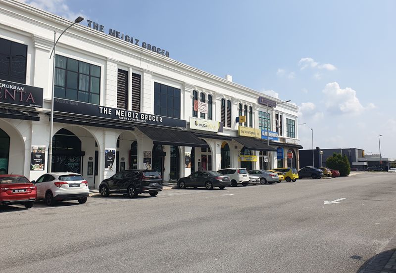 Ivoris @ Eco Majestic