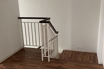 Cradleton @ Eco Majestic