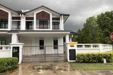 Cradleton @ Eco Majestic