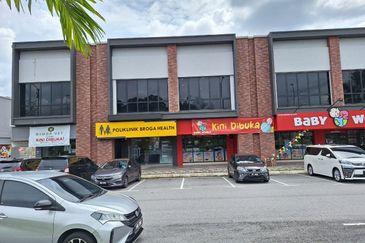 Baris Place @ Setia Mayuri