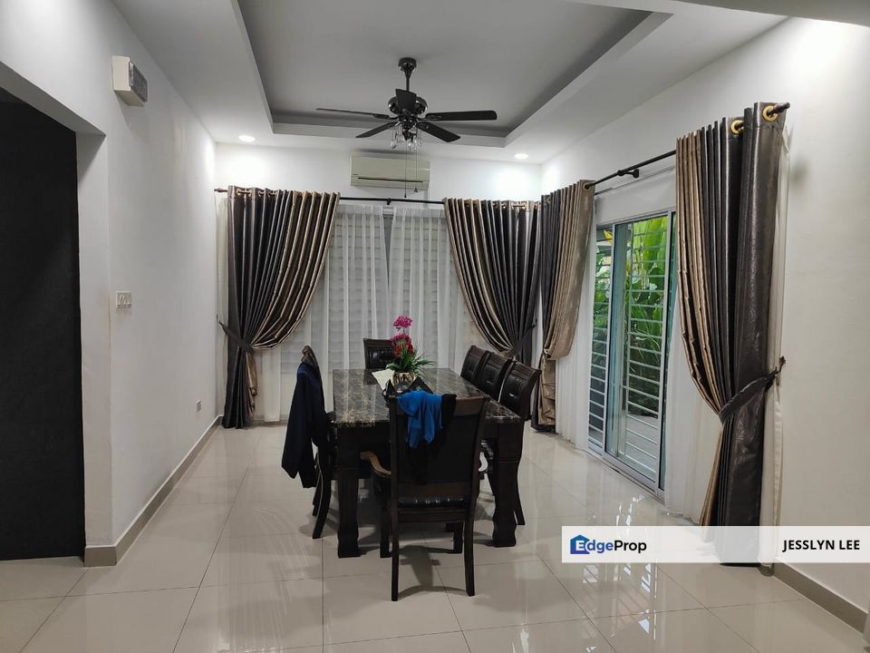 [Renovated] Bandar Tasik Kesuma Semenyih  Semi D For Sale, Selangor, Semenyih