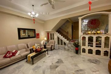 SL 6, Bandar Sungai Long