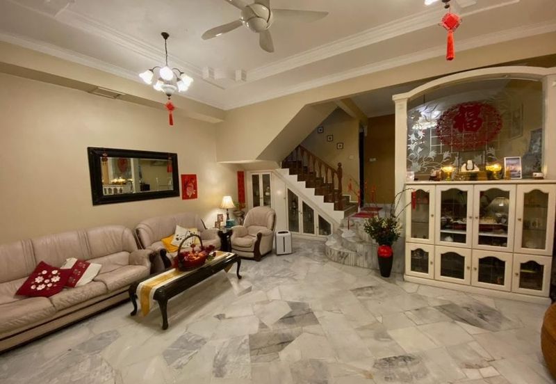 SL 6, Bandar Sungai Long