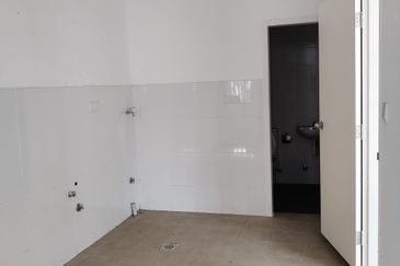 Elmera @ Setia Ecohill 2