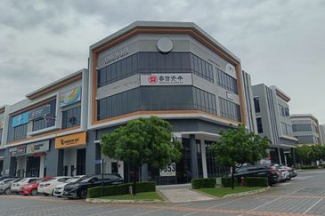 Eco Sanctuary  Eco Somerset, Telok Panglima Garang RM 8500 Corner