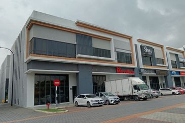 Eco Sanctuary  Eco Somerset, Telok Panglima Garang RM 8500 Corner