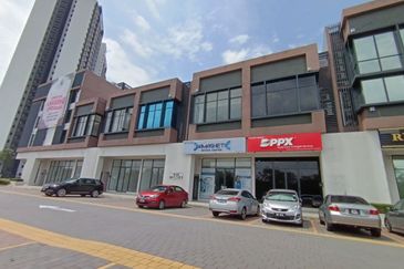 Eco Sanctuary  Eco Somerset, Telok Panglima Garang  5500 Intermediate Face main road