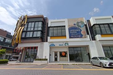 Eco Sanctuary  Eco Somerset, Telok Panglima Garang  5500 Intermediate Face main road