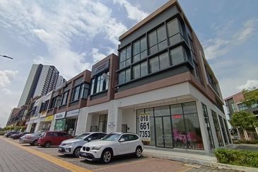 Eco Sanctuary  Eco Somerset, Telok Panglima Garang  5500 Intermediate Face main road