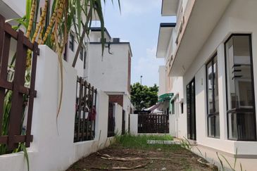 Elmera @ Setia Ecohill 2