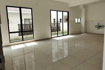 Elmera @ Setia Ecohill 2