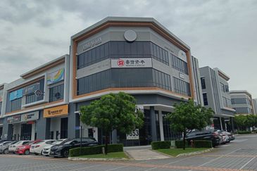 [Corner Face Main Road ] Eco Sanctuary  Eco Somerset, Kota Kemuning Uptown Rimbayu