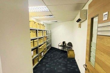 Taipan Business Centre, USJ 10