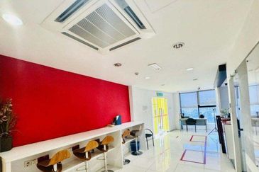 Taipan Business Centre, USJ 10