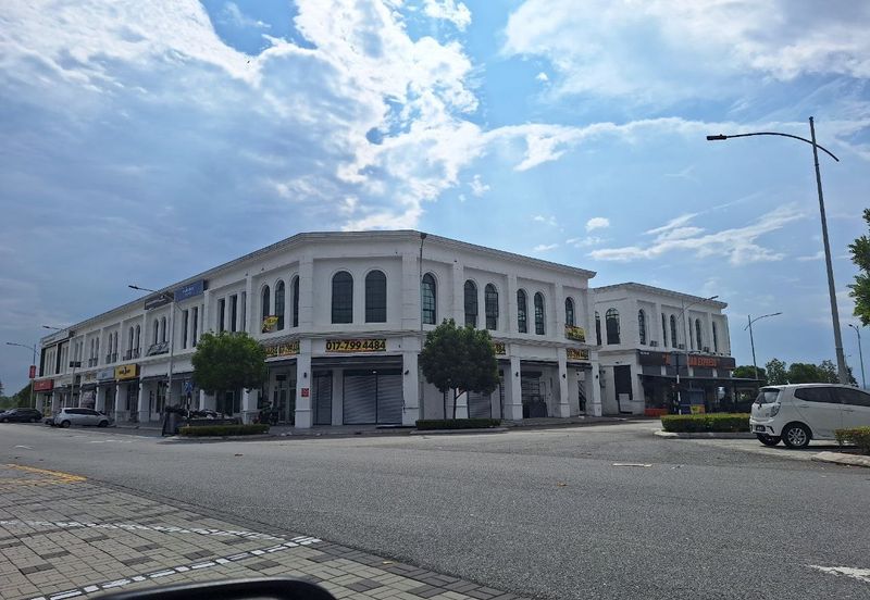 Silver Square @ Eco Majestic