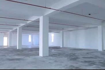 Taipan Business Centre, USJ 10