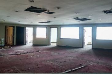 Taipan Business Centre, USJ 10