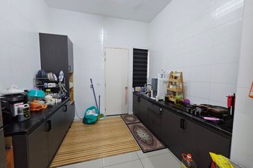 Cradleton @ Eco Majestic