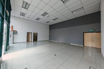 Shah Alam, Seksyen 32 Semi Detached Factory For Rent Strategic & Good Location