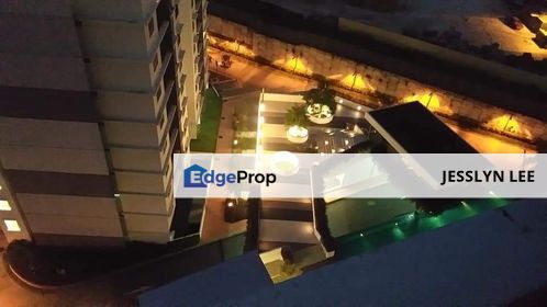 Ivory residence, Kajang Nice View, Facing Pool , Selangor, Kajang