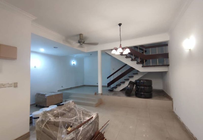 Petaling Jaya  Seksyen 19 2 Storey House For Sale