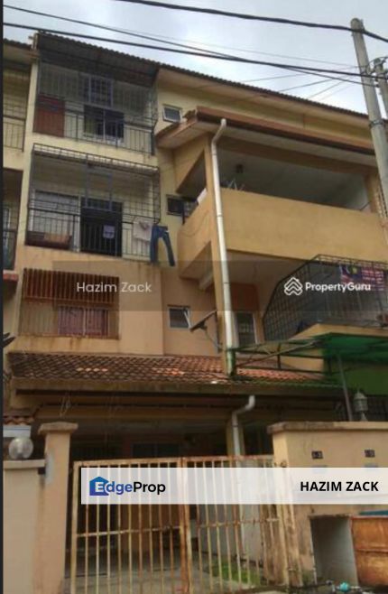 Below Market TownHouse Facing Open Taman Sinaran  , Selangor, Balakong