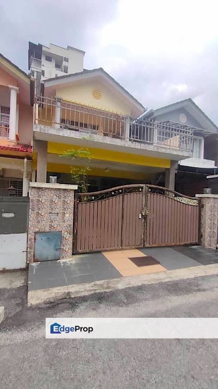 Below Market Full Renovated & Extend Teres House in Ampang, Selangor, Ampang