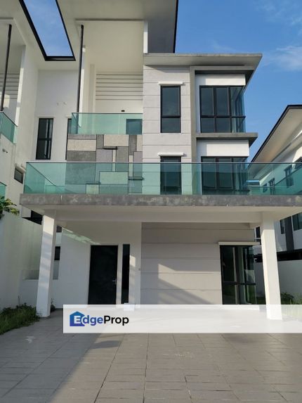 3sty Semi D D'Prestij Taman Villa Perdana Kajang, Selangor, Kajang