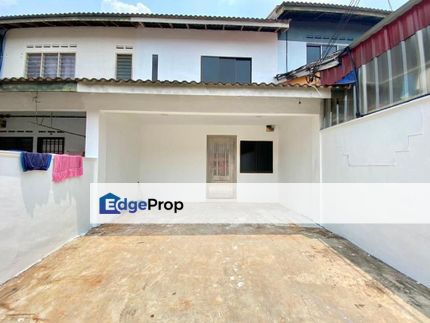 2 storey terrace house with renovated kitchen for sale in Johor, Johor, Skudai