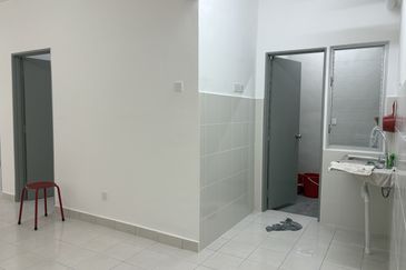 New Pangsapuri Sena Bandar Sungai Long near UTAR