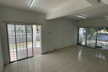 Corner Double Storey Taman Desa Permai Bdr Sg Long near Mahkota Cheras