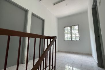 Corner Double Storey Taman Desa Permai Bdr Sg Long near Mahkota Cheras