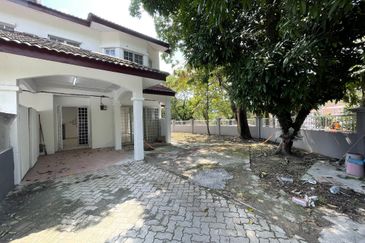 Corner Double Storey Taman Desa Permai Bdr Sg Long near Mahkota Cheras