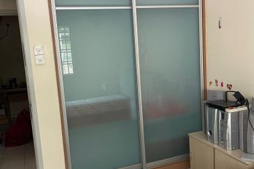 Pangsapuri Angsana, Bandar Mahkota Cheras