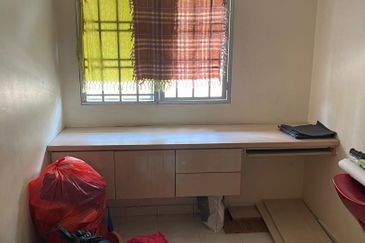 Pangsapuri Angsana, Bandar Mahkota Cheras