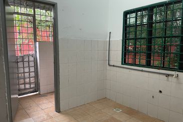 Double Storey Taman Desa Permai Bandar Sungai Long 