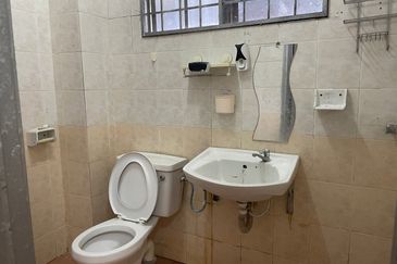 Double Storey Taman Desa Permai Bandar Sungai Long 