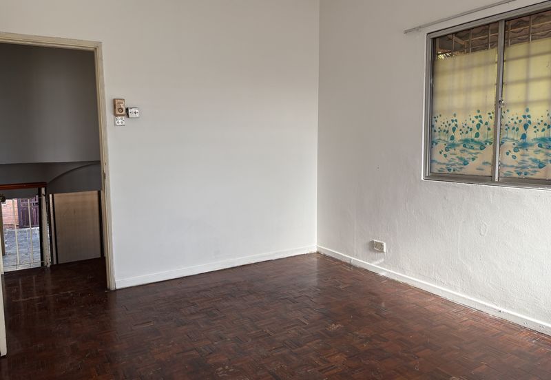 Taman Midah Townhouse