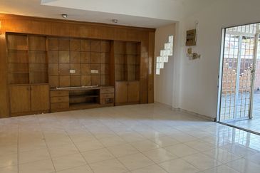 Taman Midah Townhouse