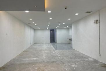 Ground Floor Shoplot Chundi Business Point Bandar Sungai Long