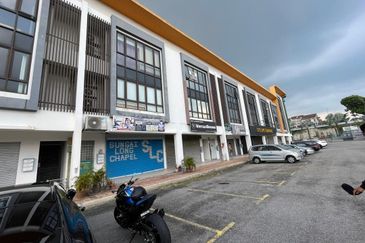 Ground Floor Shoplot Chundi Business Point Bandar Sungai Long