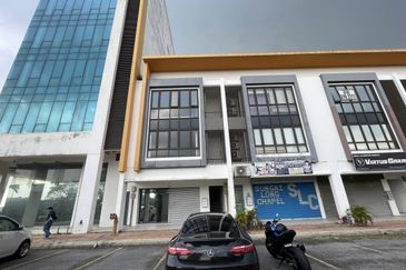 Ground Floor Shoplot Chundi Business Point Bandar Sungai Long