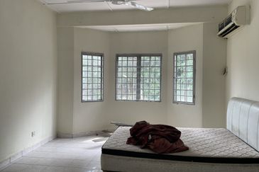 Double Storey Taman Desa Permai Bandar Sungai Long near UTAR