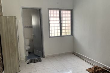 Double Storey Taman Desa Permai Bandar Sungai Long near UTAR