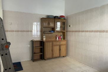 Double Storey Taman Desa Permai Bandar Sungai Long near UTAR