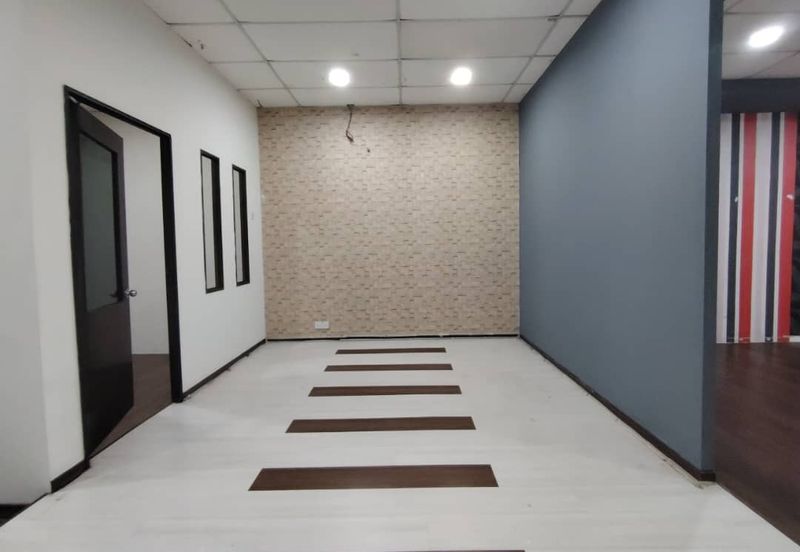 Ready Move in 2-Storey Shop @ Alam Damai UCSI Tmn Connaught