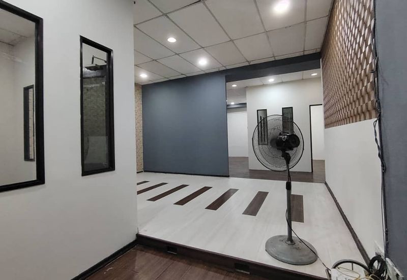 Ready Move in 2-Storey Shop @ Alam Damai UCSI Tmn Connaught