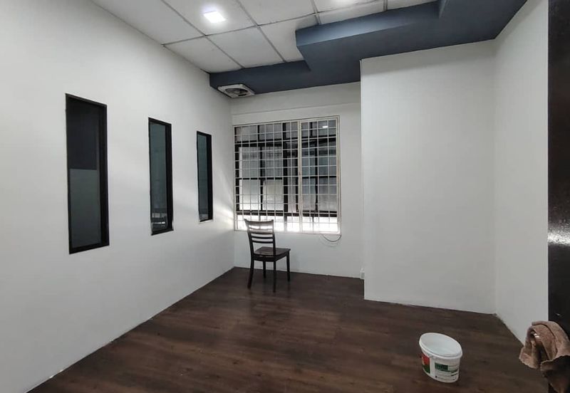 Ready Move in 2-Storey Shop @ Alam Damai UCSI Tmn Connaught