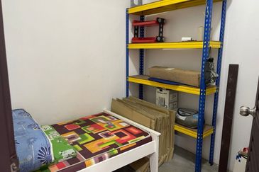 Astana Putra Condo Bukit Rahman Putra Sungai Buloh