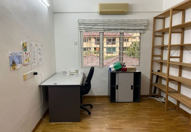 Astana Putra Condo Bukit Rahman Putra Sungai Buloh